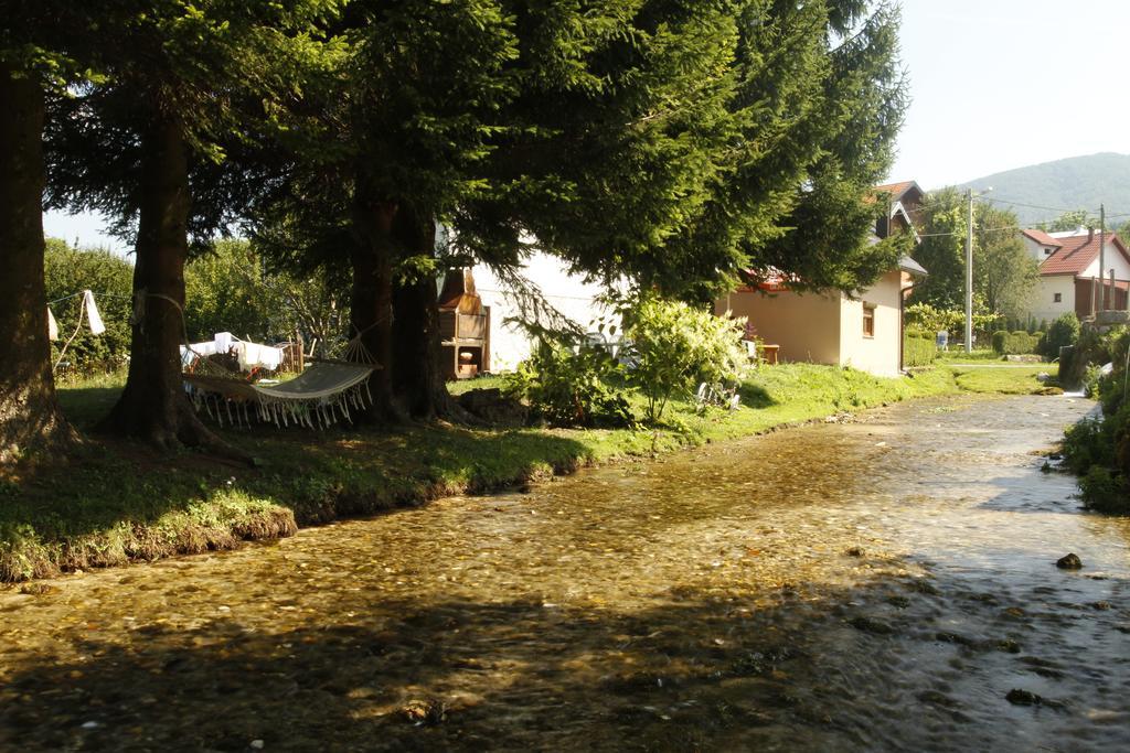 House Drakulic Hotel Korenica Exterior foto