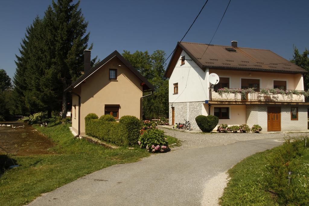 House Drakulic Hotel Korenica Exterior foto