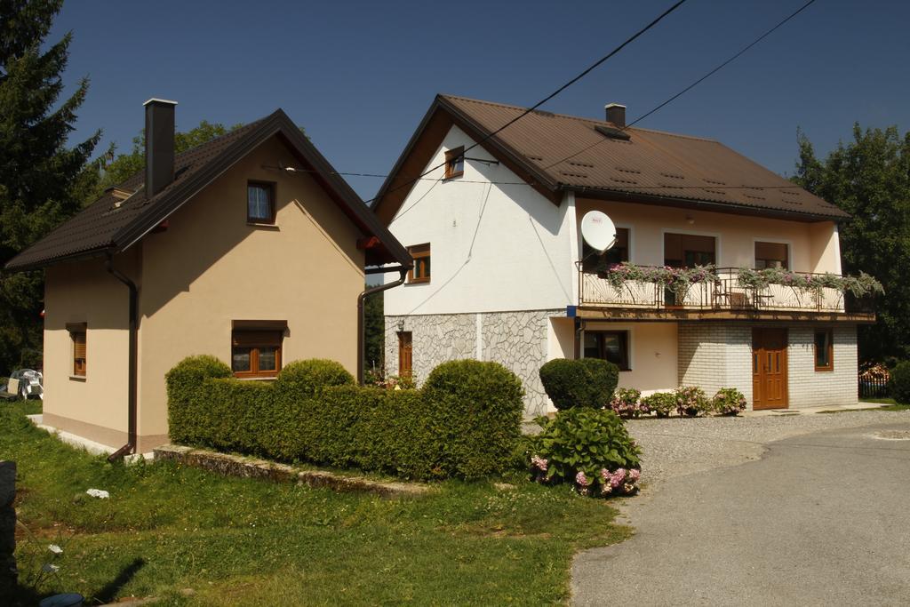 House Drakulic Hotel Korenica Exterior foto
