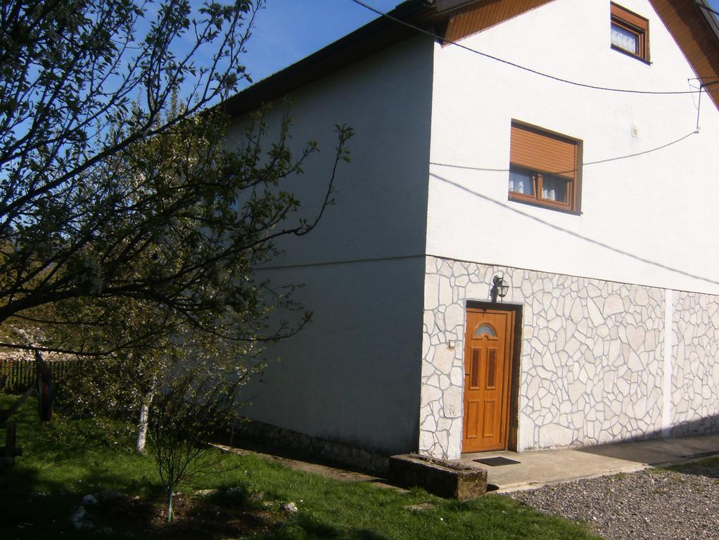 House Drakulic Hotel Korenica Exterior foto